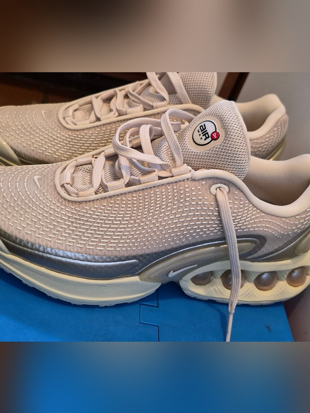 Women's Nike Air Max DN LT Khaki/Fossil-Team Gold (HV4861 200) -SIZE 7